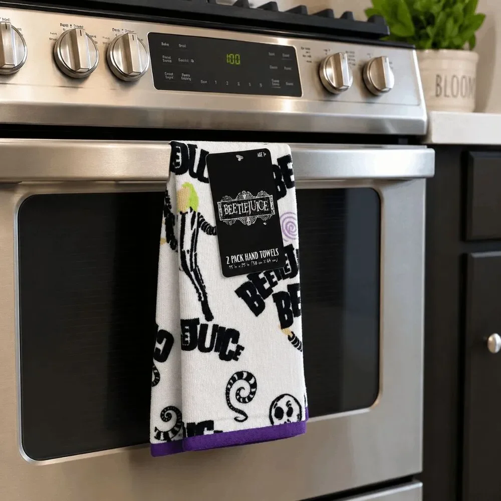 Beetlejuice Halloween White Hand Towels 2 Pack NEW